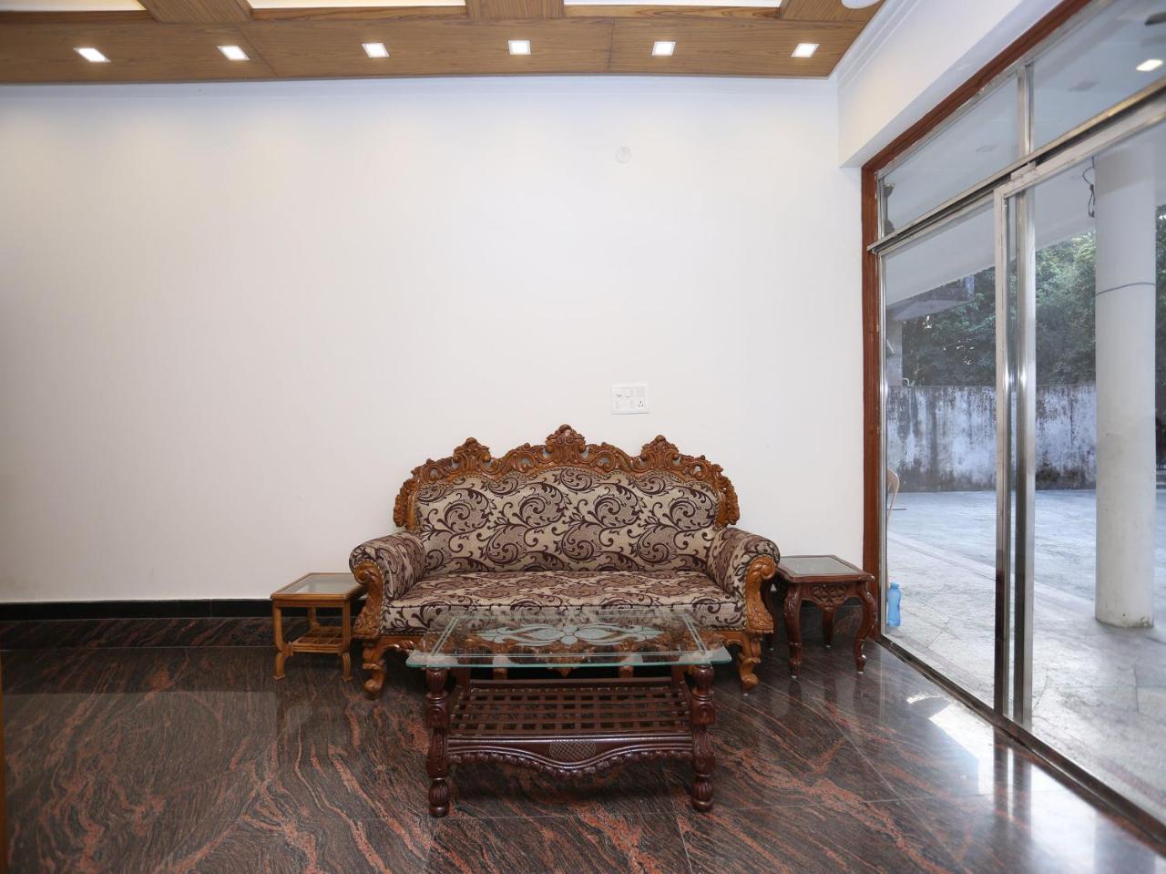 Oyo 10448 Green View Home Stay Дехрадун Экстерьер фото