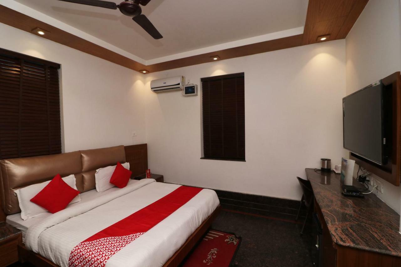 Oyo 10448 Green View Home Stay Дехрадун Экстерьер фото